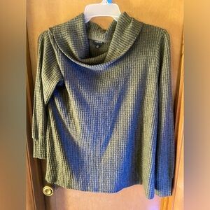 Torrid size 1 sweater